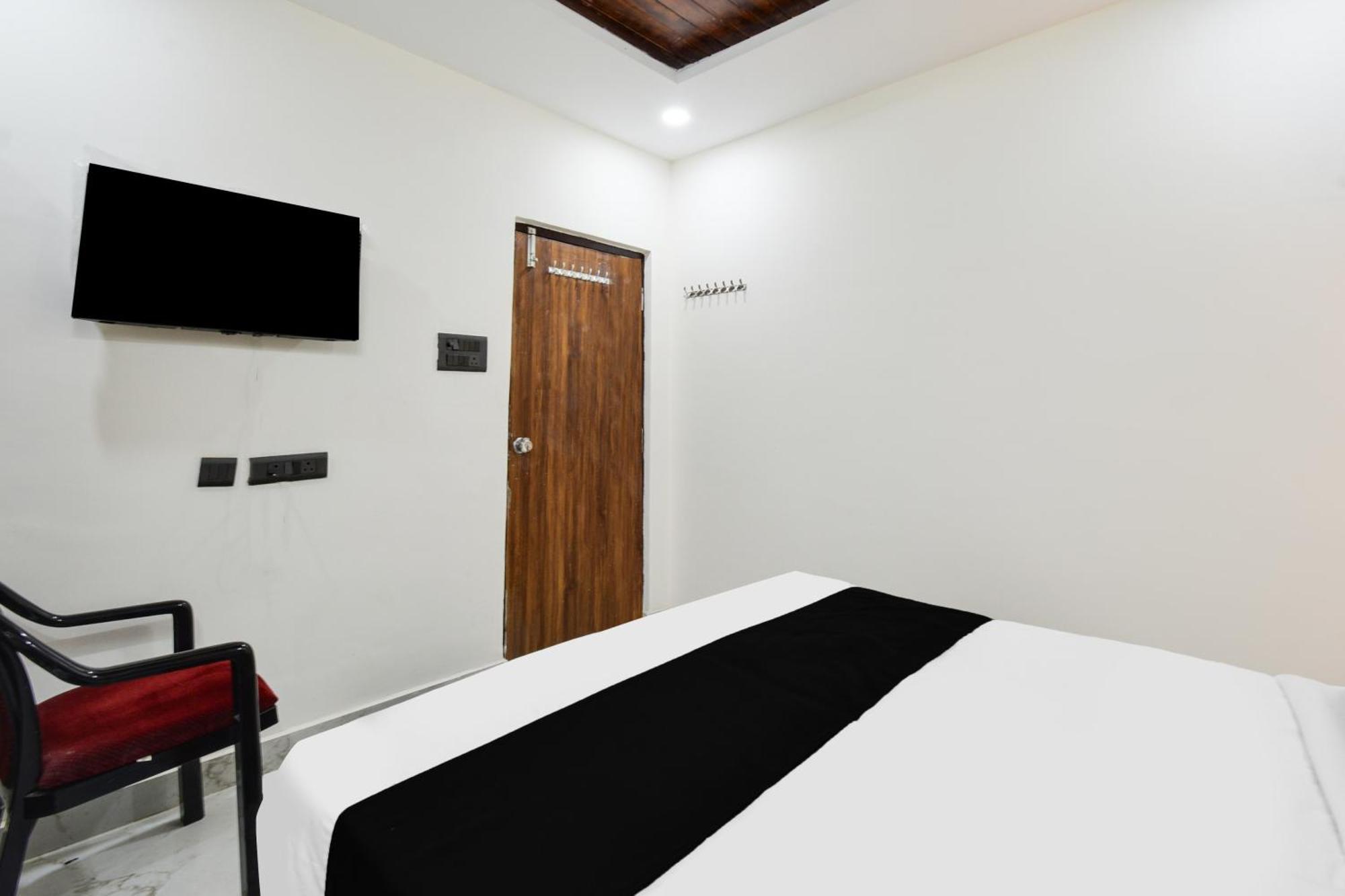 Super Collection O Gachibowli Phase - 1 Near Isb Hotell Exteriör bild